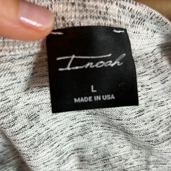 Inoah Wearable Art round neck 3/4 sleeve high-low hem hip length tunic shirt L - Picture 4 of 4